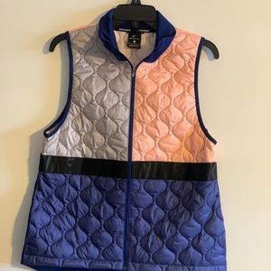 Women’s NIKE Aerolayer Vest